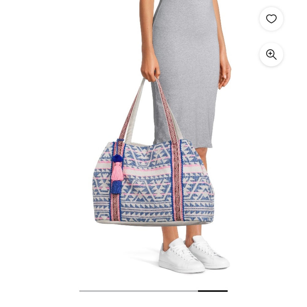 Women's woven Beach Tote no boundaries pink aztec NEW DISCONTINUED